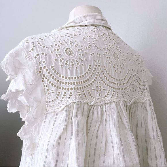 Linen Oversized White Button Front Top - Picture 2 of 5